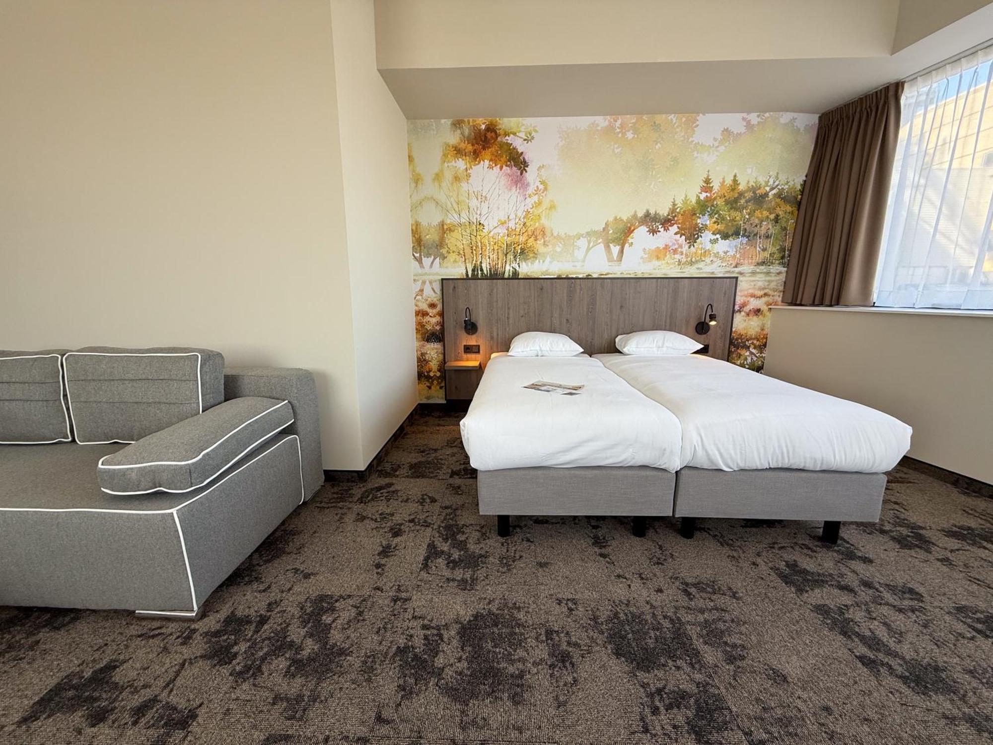 Fletcher Hotel-Restaurant Parkstad- Zuid Limburg Керкраде Екстериор снимка