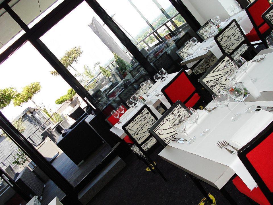 Fletcher Hotel-Restaurant Parkstad- Zuid Limburg Керкраде Ресторант снимка