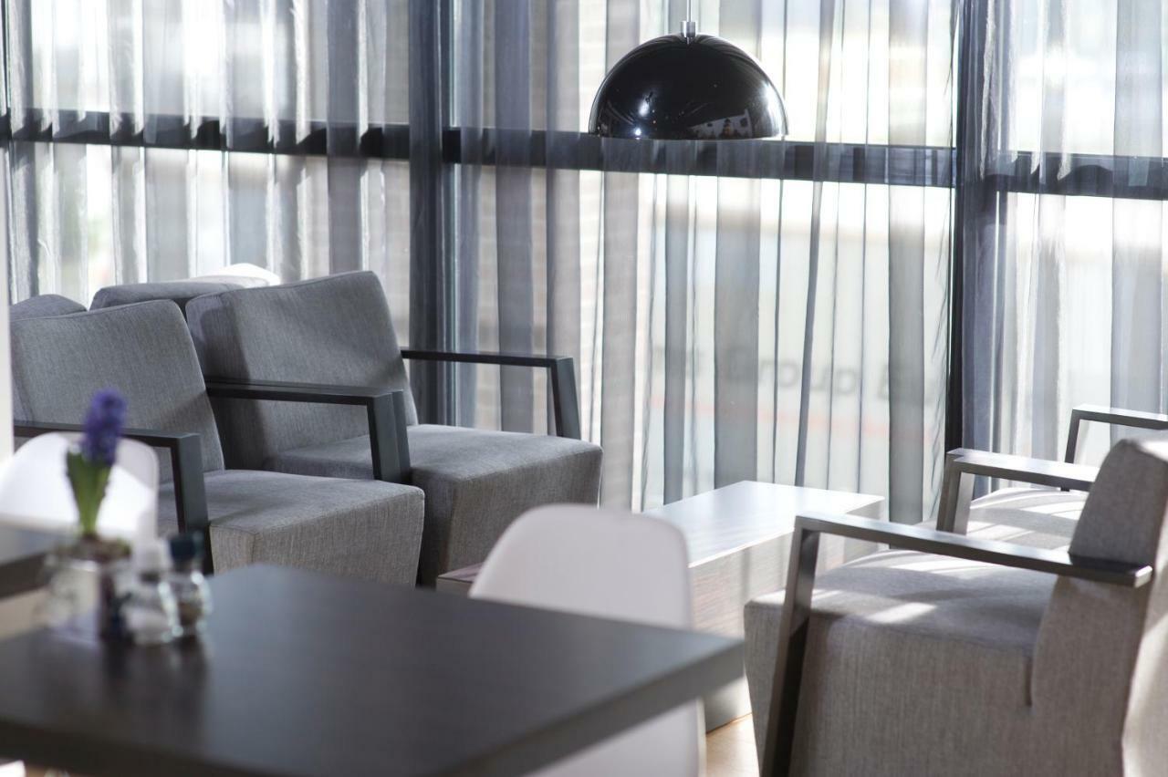 Fletcher Hotel-Restaurant Parkstad- Zuid Limburg Керкраде Екстериор снимка